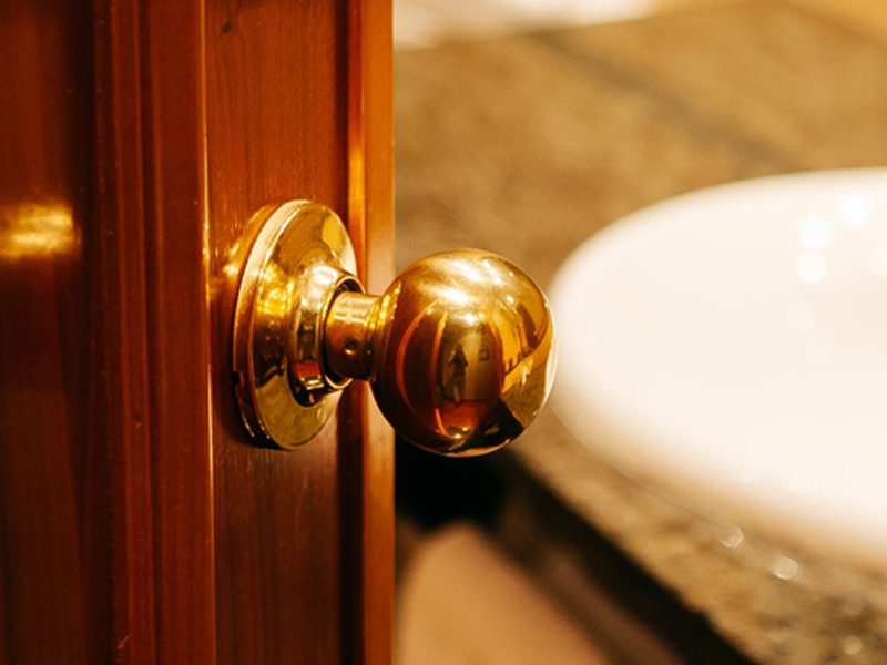 The Locked Bathroom 
<span class="bsf-rt-reading-time"><span class="bsf-rt-display-label" prefix="Reading Time"></span> <span class="bsf-rt-display-time" reading_time="10"></span> <span class="bsf-rt-display-postfix" postfix="mins"></span></span>